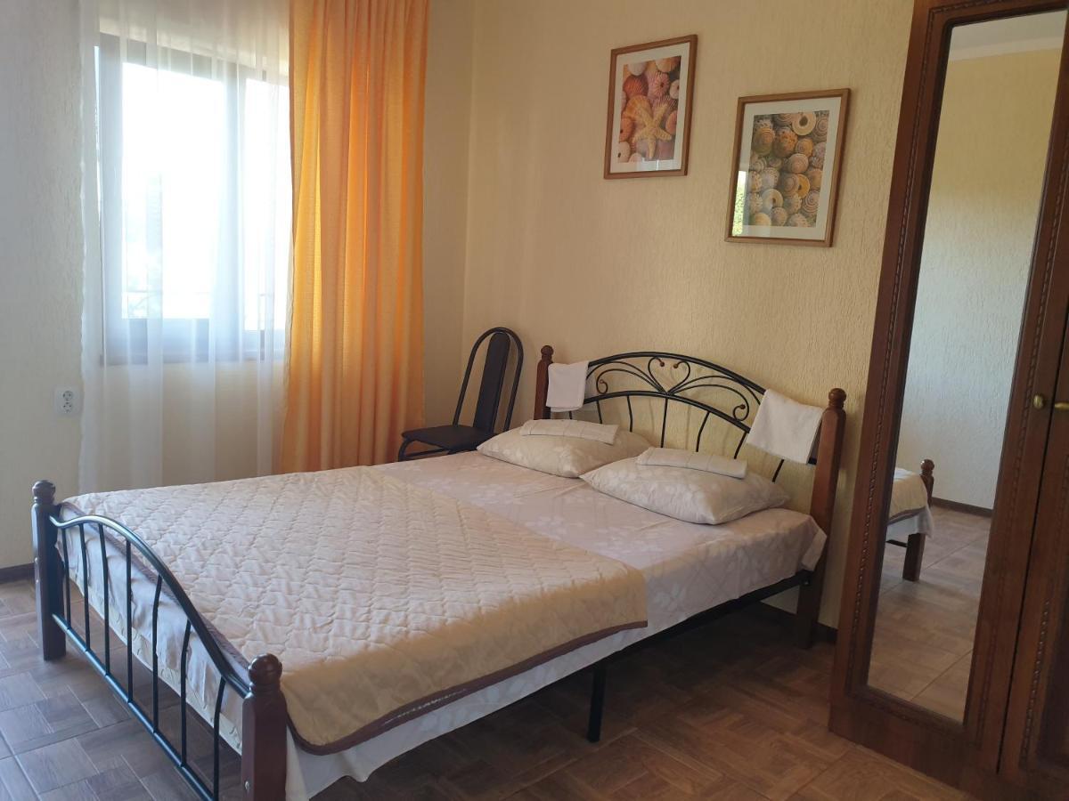Guest House Lykhny Gagra Dış mekan fotoğraf